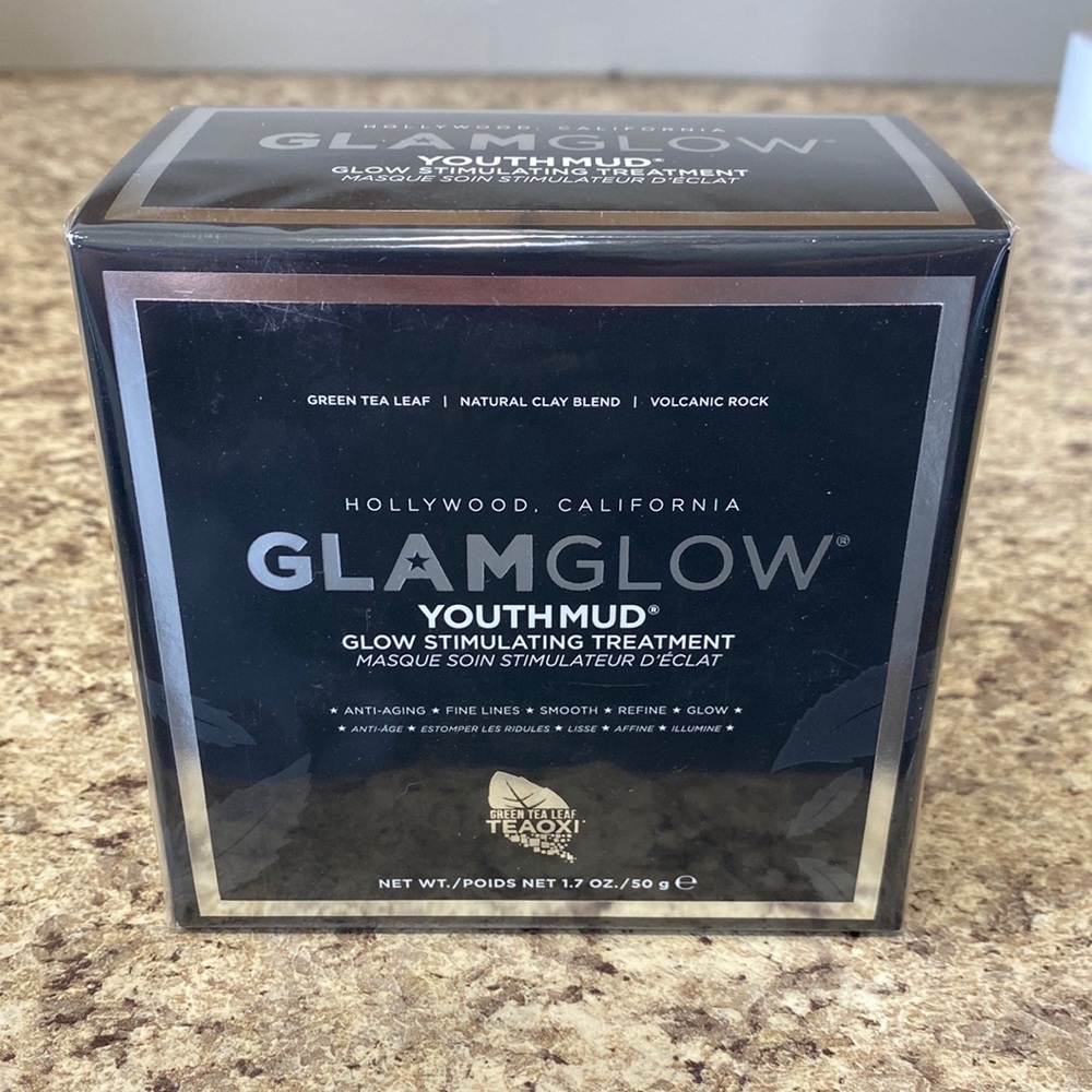 Glam Glow treatment